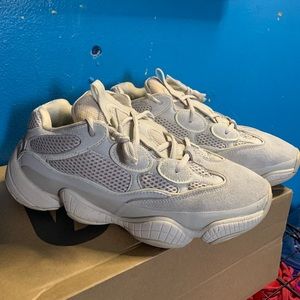 Adidas Yeezy 500 salt size 8.5